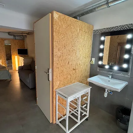 Bed & Breakfast Radiance Private Bedroom & Breakfast Cannes